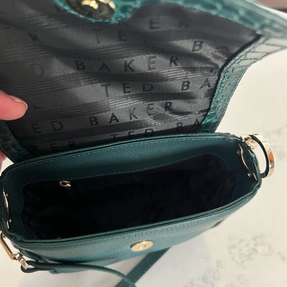 NWOT Ted Baker London Loop & Tab "Grainy" Mini Crossbody   DARK GREEN - Picture 6 of 9